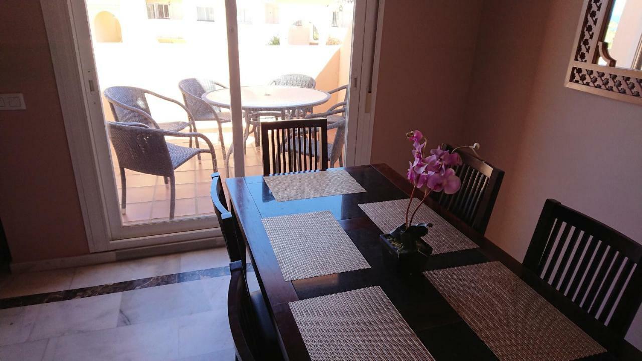 Estrella De La Bahia Apartment Casares Luaran gambar